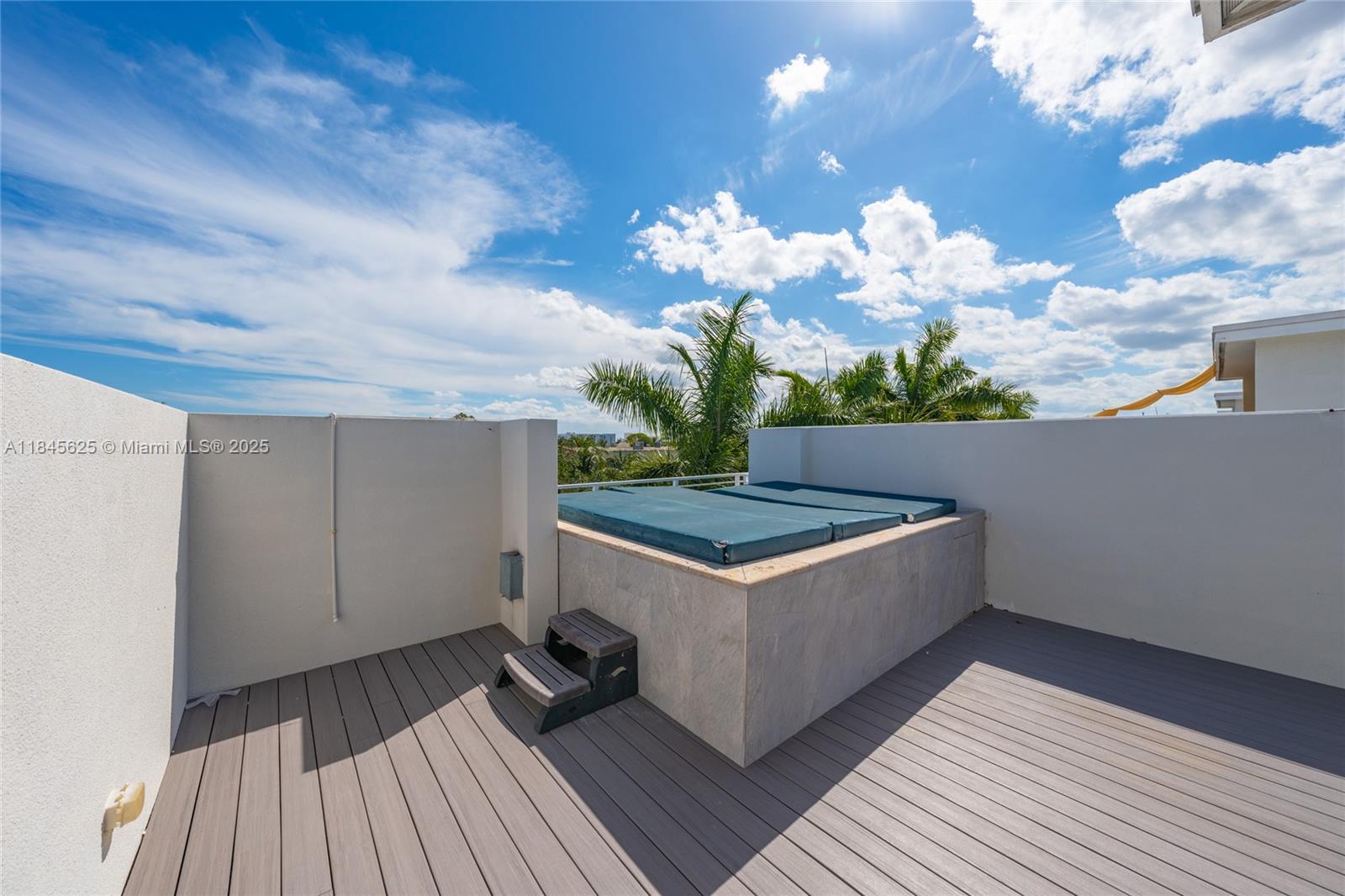 EVERGLADE LAND SALES CO F - Residential