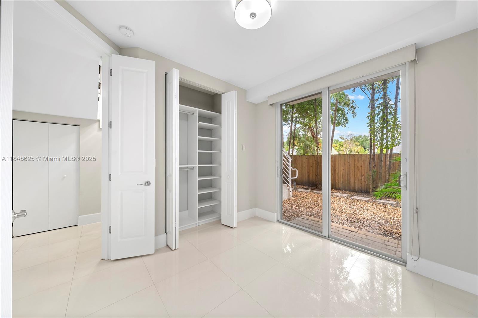 EVERGLADE LAND SALES CO F - Residential