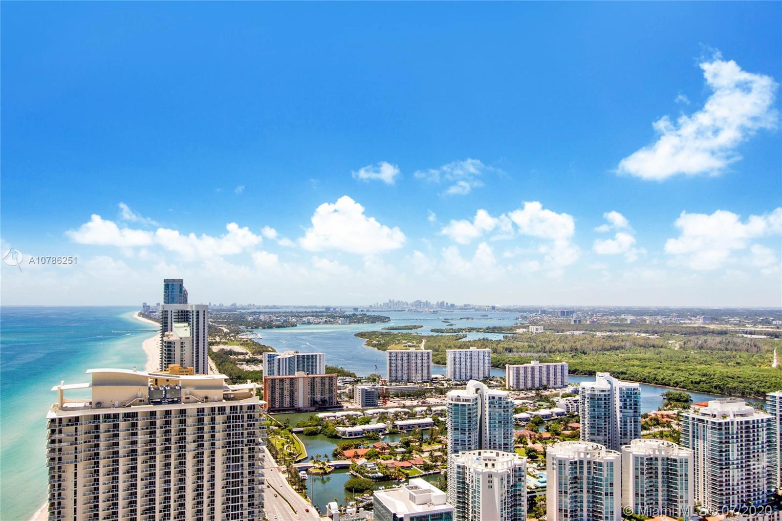 JADE SIGNATURE CONDO - Residential