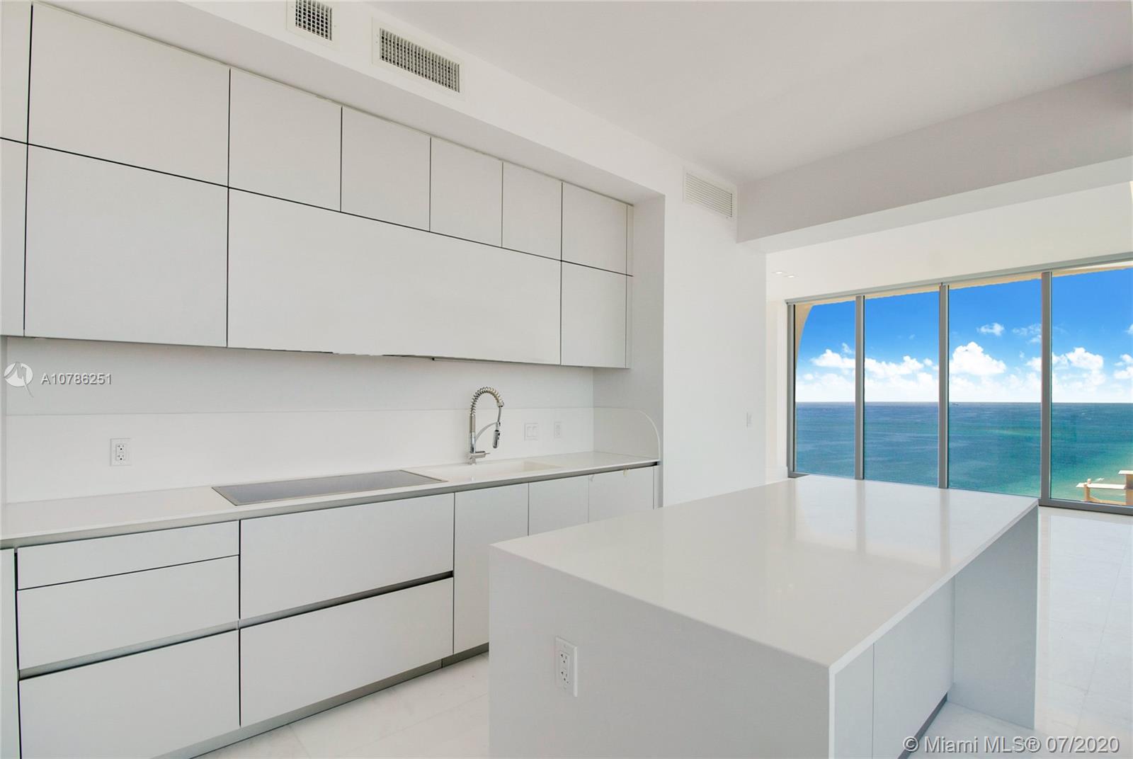 JADE SIGNATURE CONDO - Residential