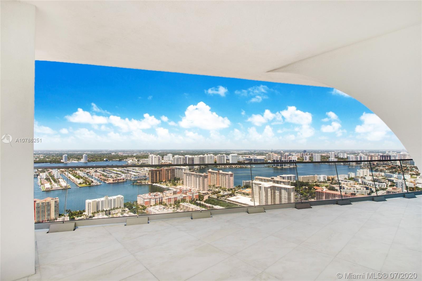JADE SIGNATURE CONDO - Residential