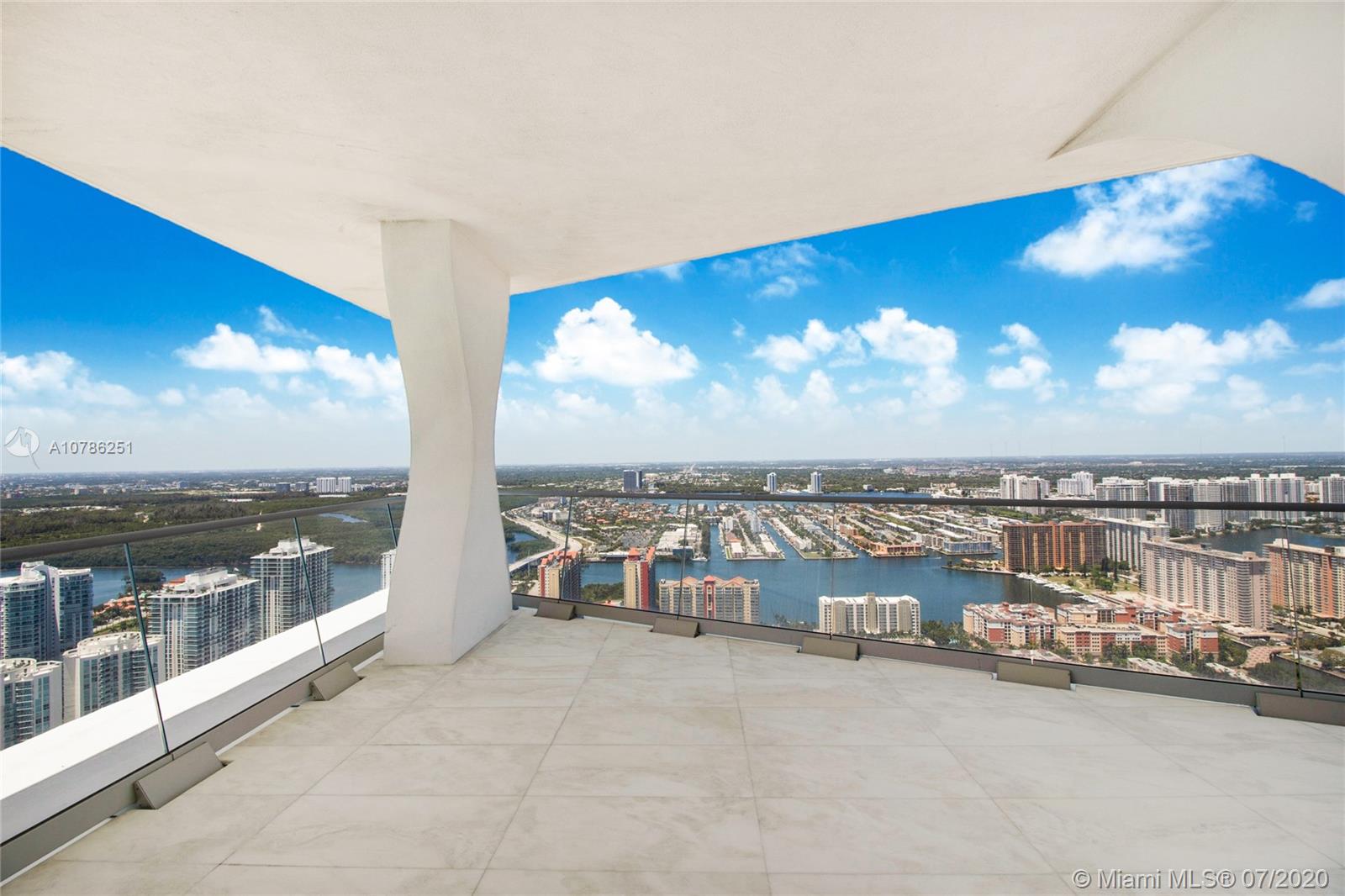 JADE SIGNATURE CONDO - Residential