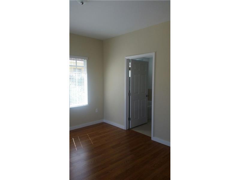 MERCO AT AVENTURA - Residential Lease