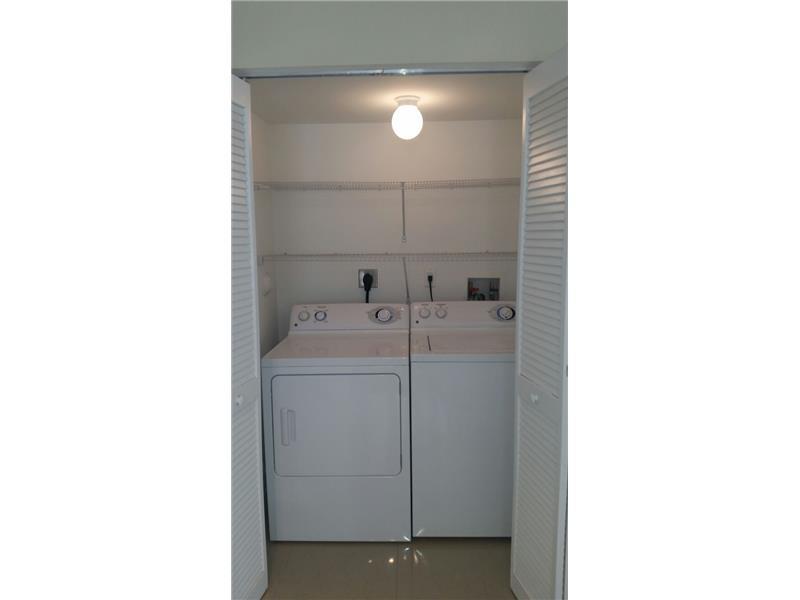 MERCO AT AVENTURA - Residential Lease