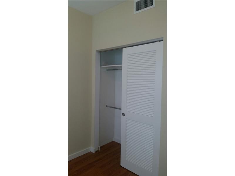 MERCO AT AVENTURA - Residential Lease