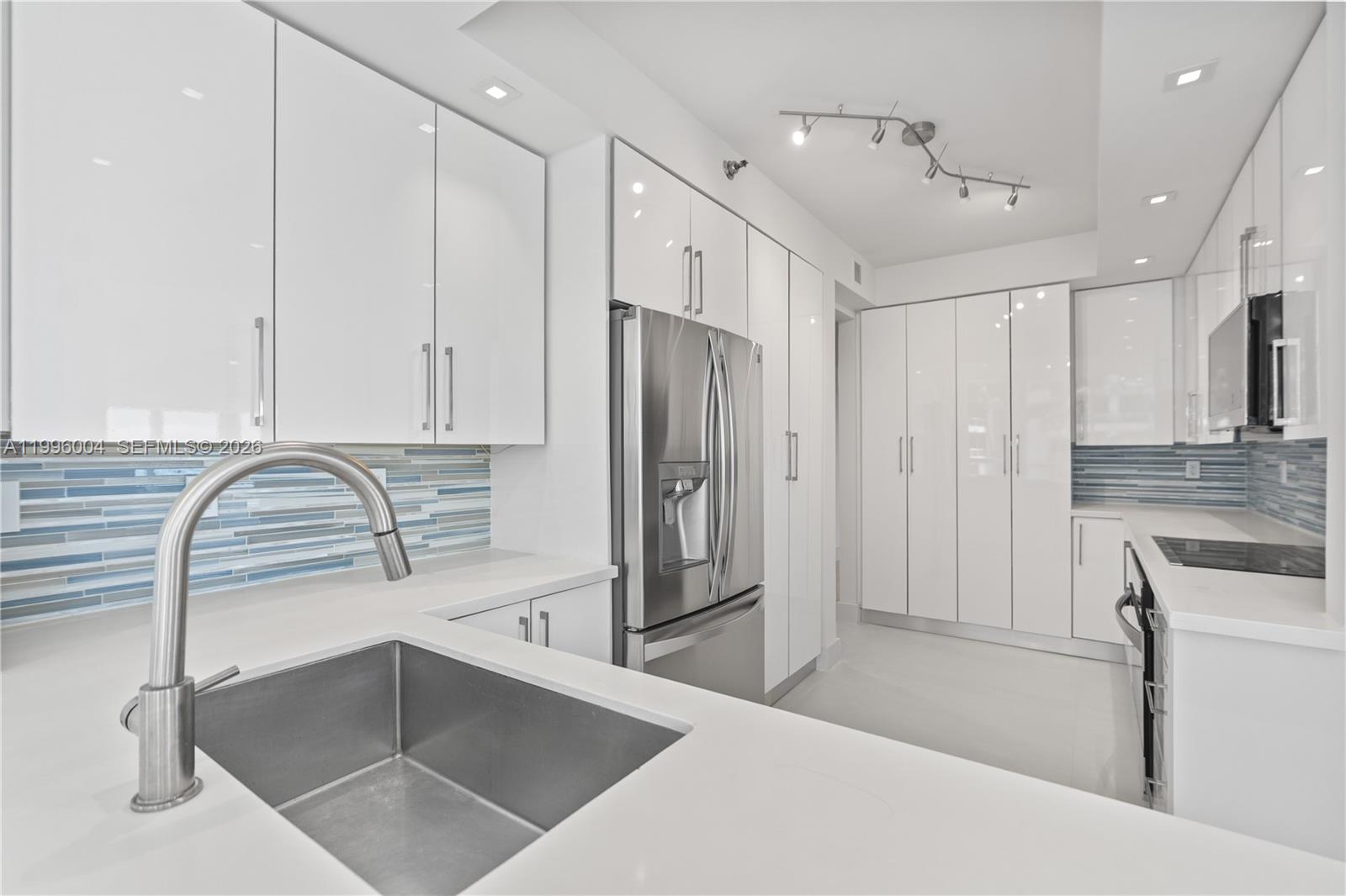 ATLANTIC II AT THE POINT - Residential