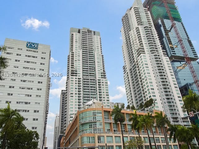 Experience upscale living at Vizcayne South, one of Downtown Miami's premier condominium residences. This spacious 940-square-foot unit offers a thoughtfully designed layout with stunning views of Biscayne Bay, creating the perfect balance of style, comfort, and functionality.