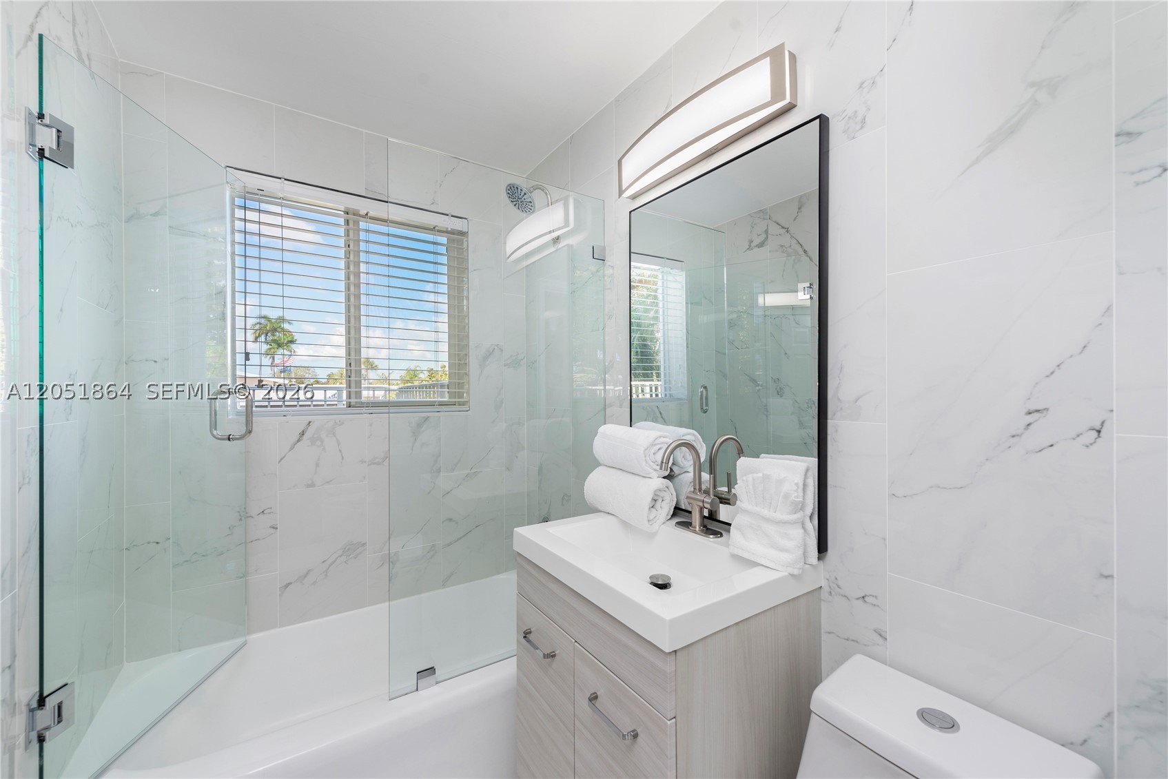 LAUDERDALE ISLES NO 2-BLK - Residential Lease