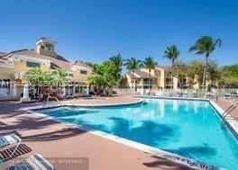 SAILBOAT POINTE CONDO - Residential