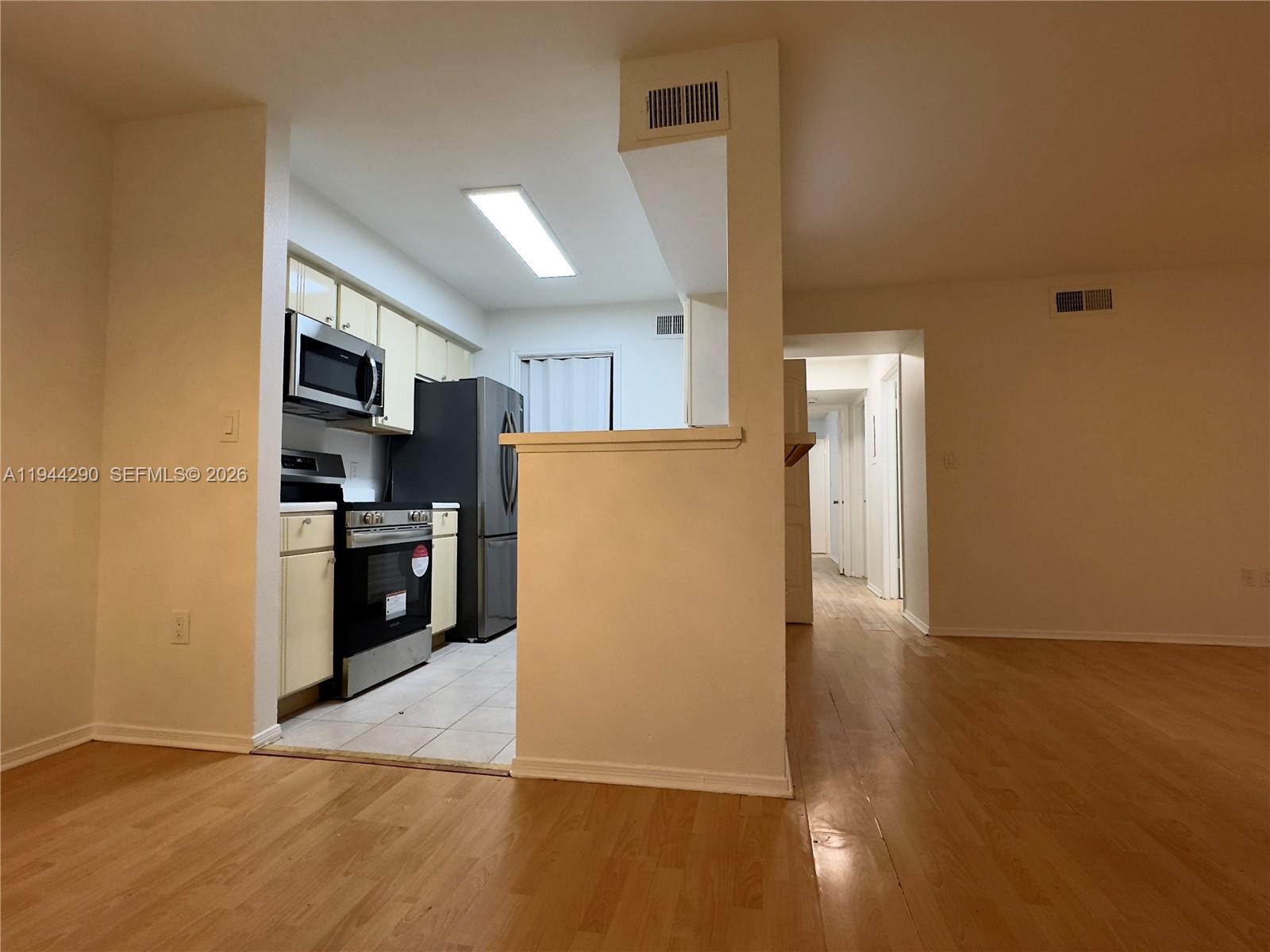 SAILBOAT POINTE CONDO - Residential