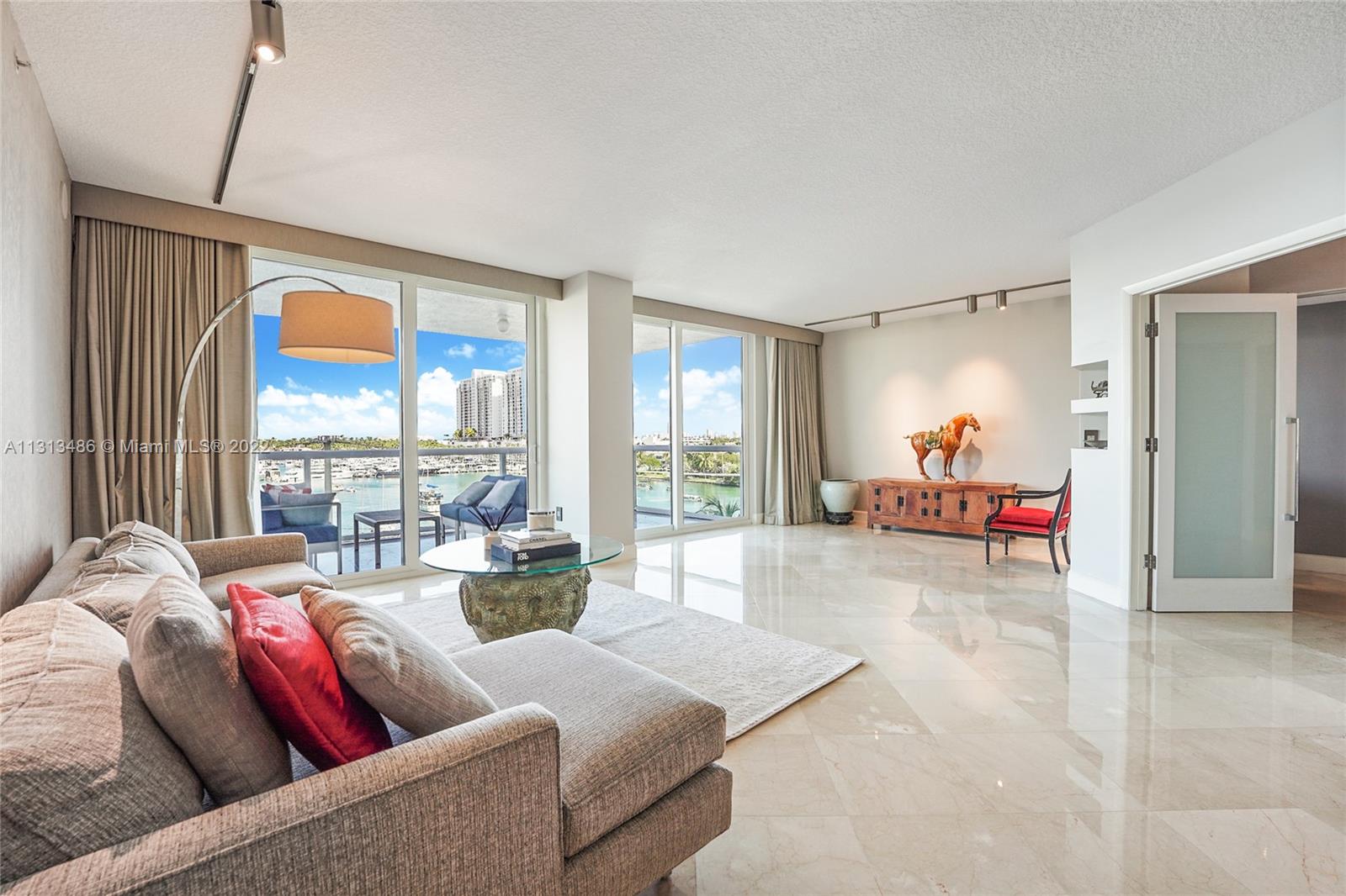 THE GRAND VENETIAN CONDO - Residential