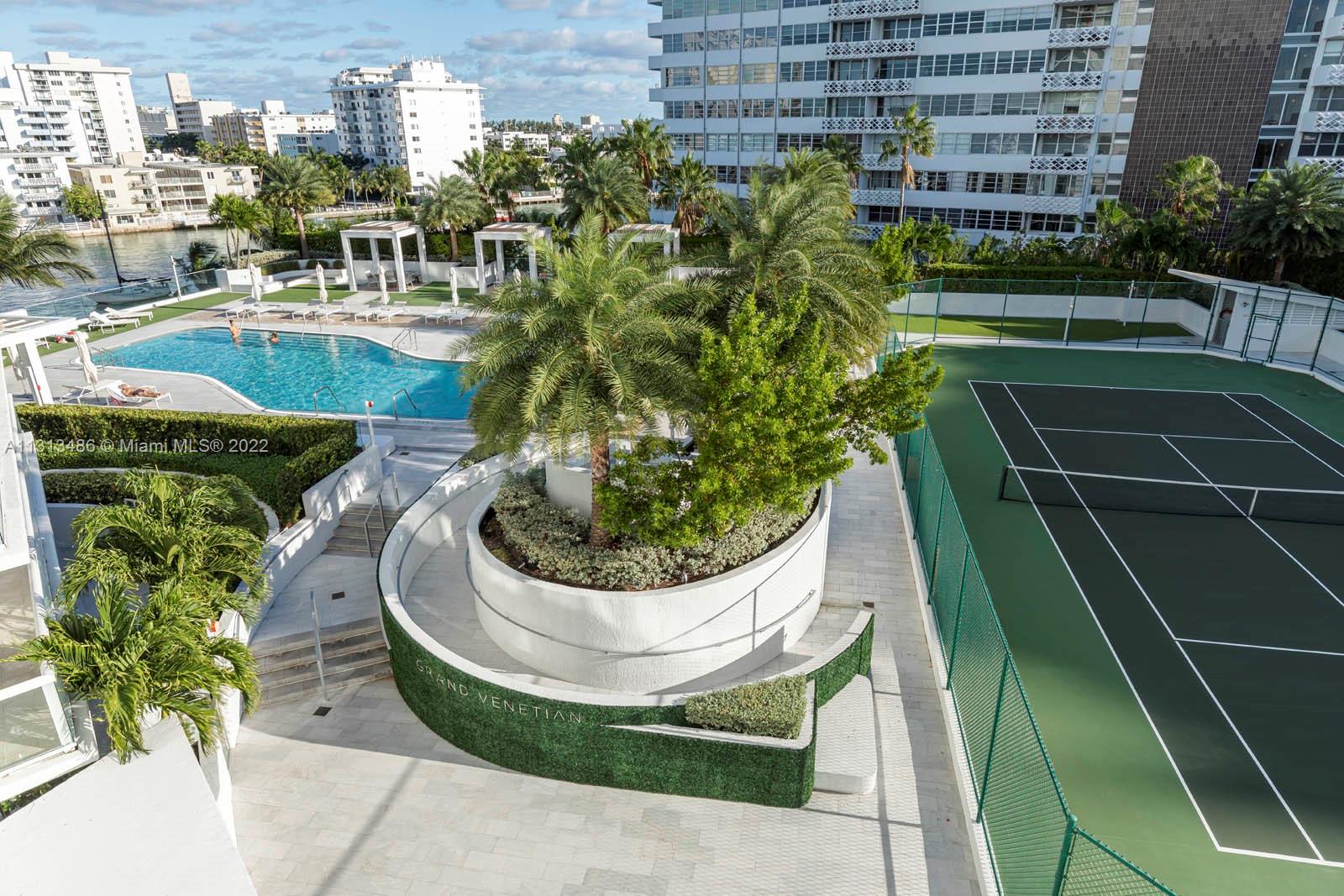 THE GRAND VENETIAN CONDO - Residential