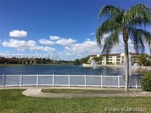 LE CLUB AT OLD CUTLER CON - Residential Lease