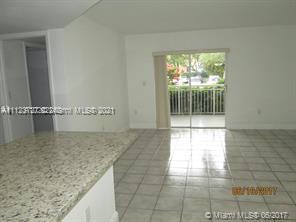 LE CLUB AT OLD CUTLER CON - Residential Lease