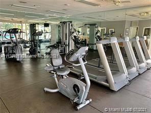 LE CLUB AT OLD CUTLER CON - Residential Lease