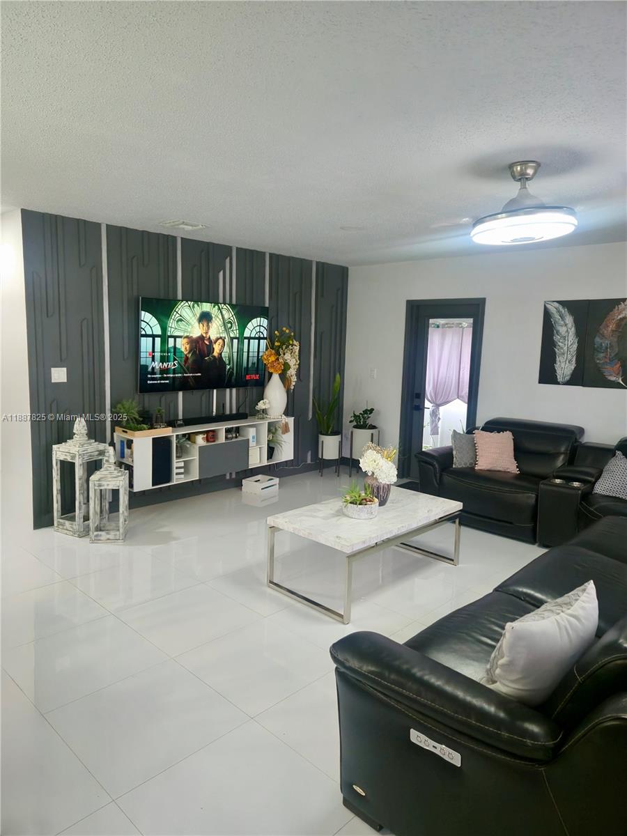 GREEN CLOSE - Residential