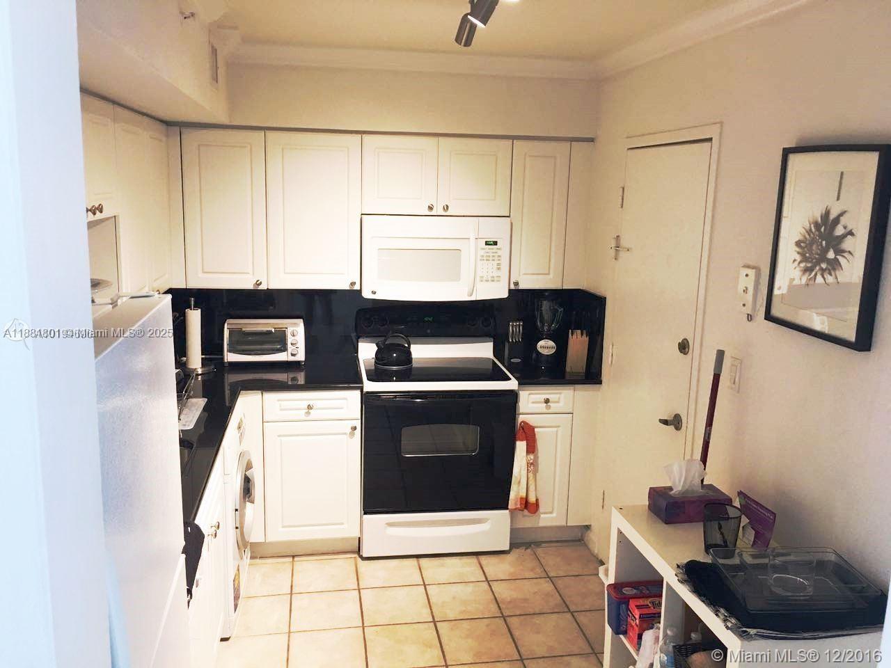 WAVE CONDO - Residential Lease