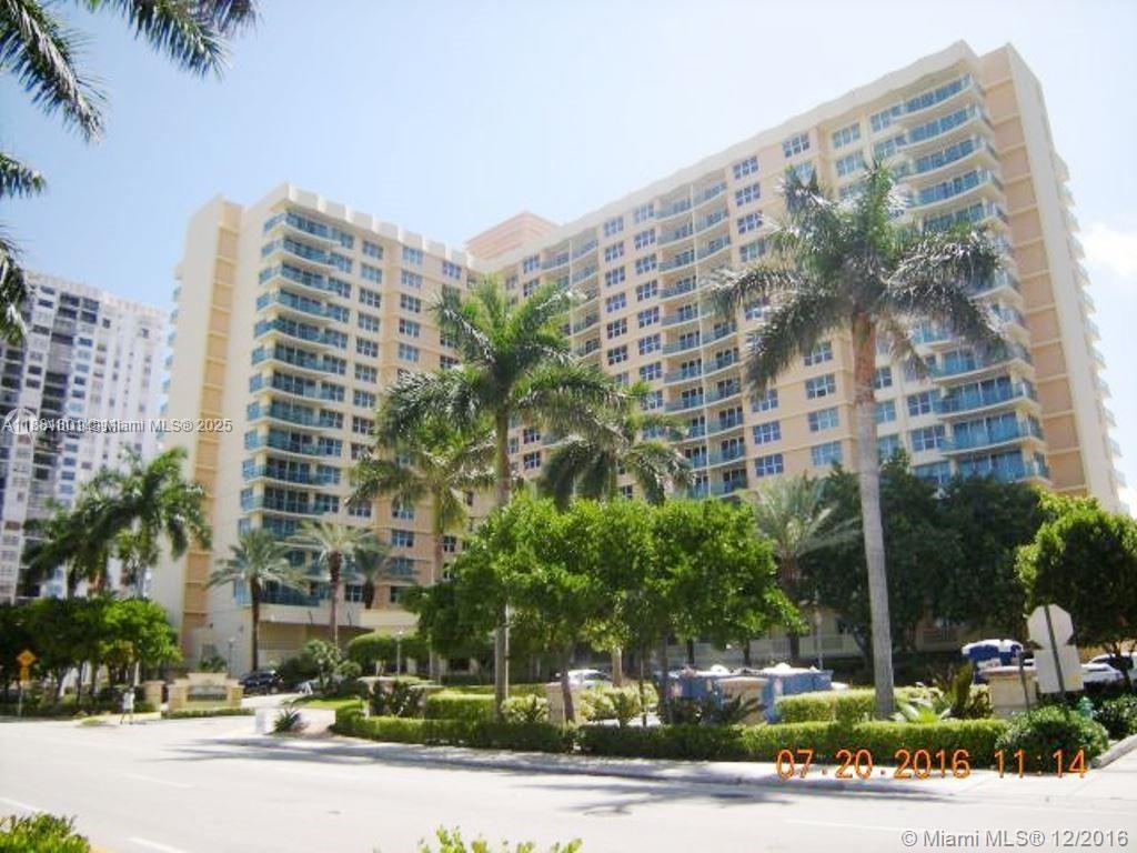 WAVE CONDO - Residential Lease