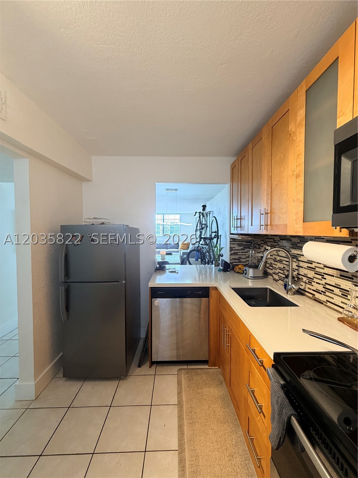 ISLAND SHORES CONDO - Residential Lease