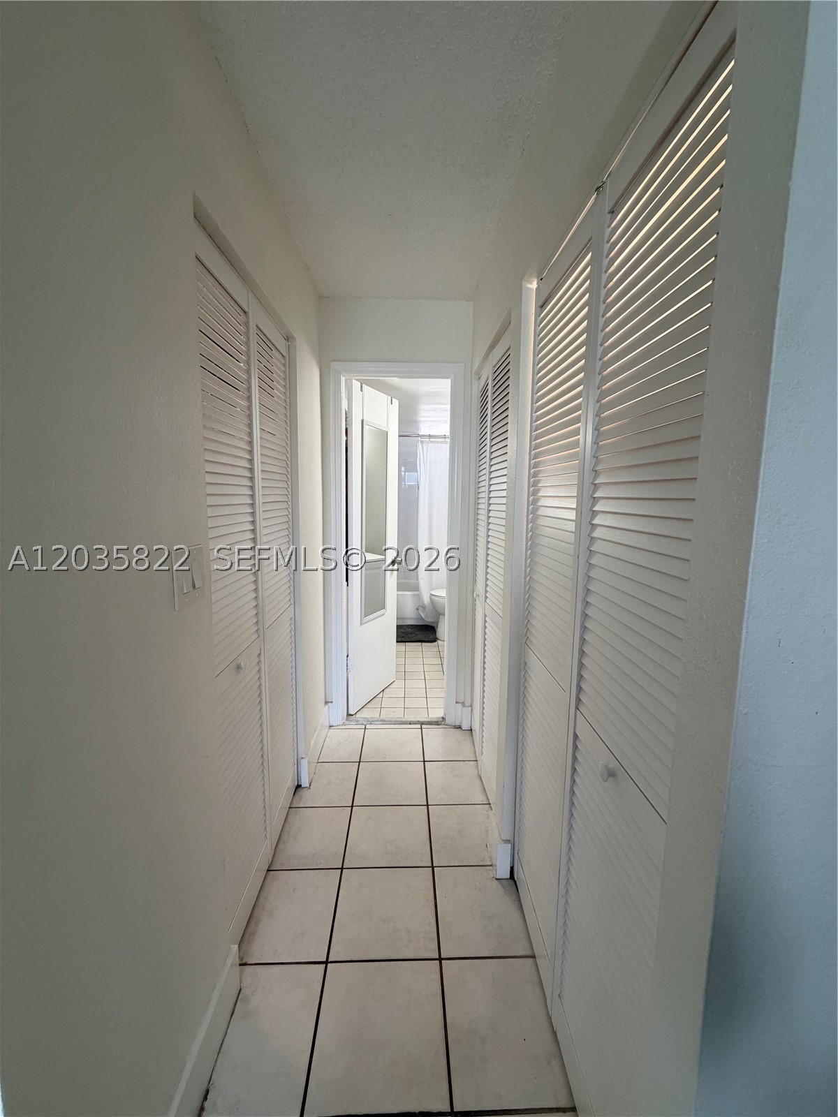 ISLAND SHORES CONDO - Residential Lease