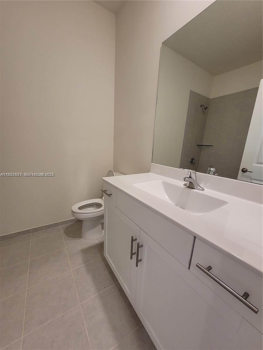 AQUABELLA NORTH REPLAT - Residential