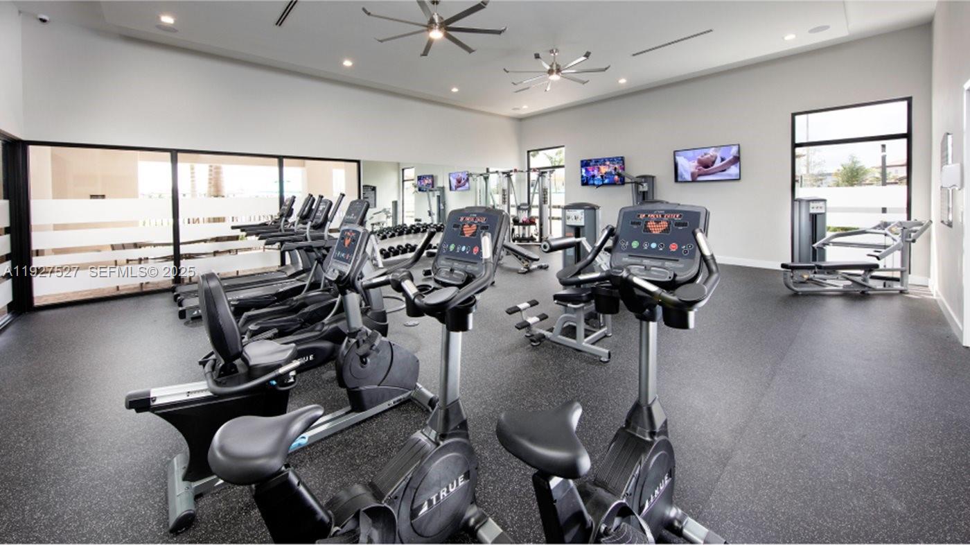AQUABELLA NORTH REPLAT - Residential