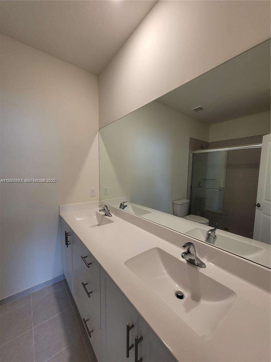 AQUABELLA NORTH REPLAT - Residential