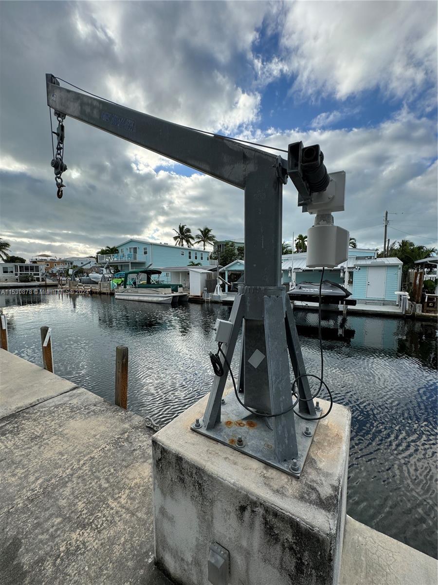 KEY LARGO TRAILER VILLAGE - Residential