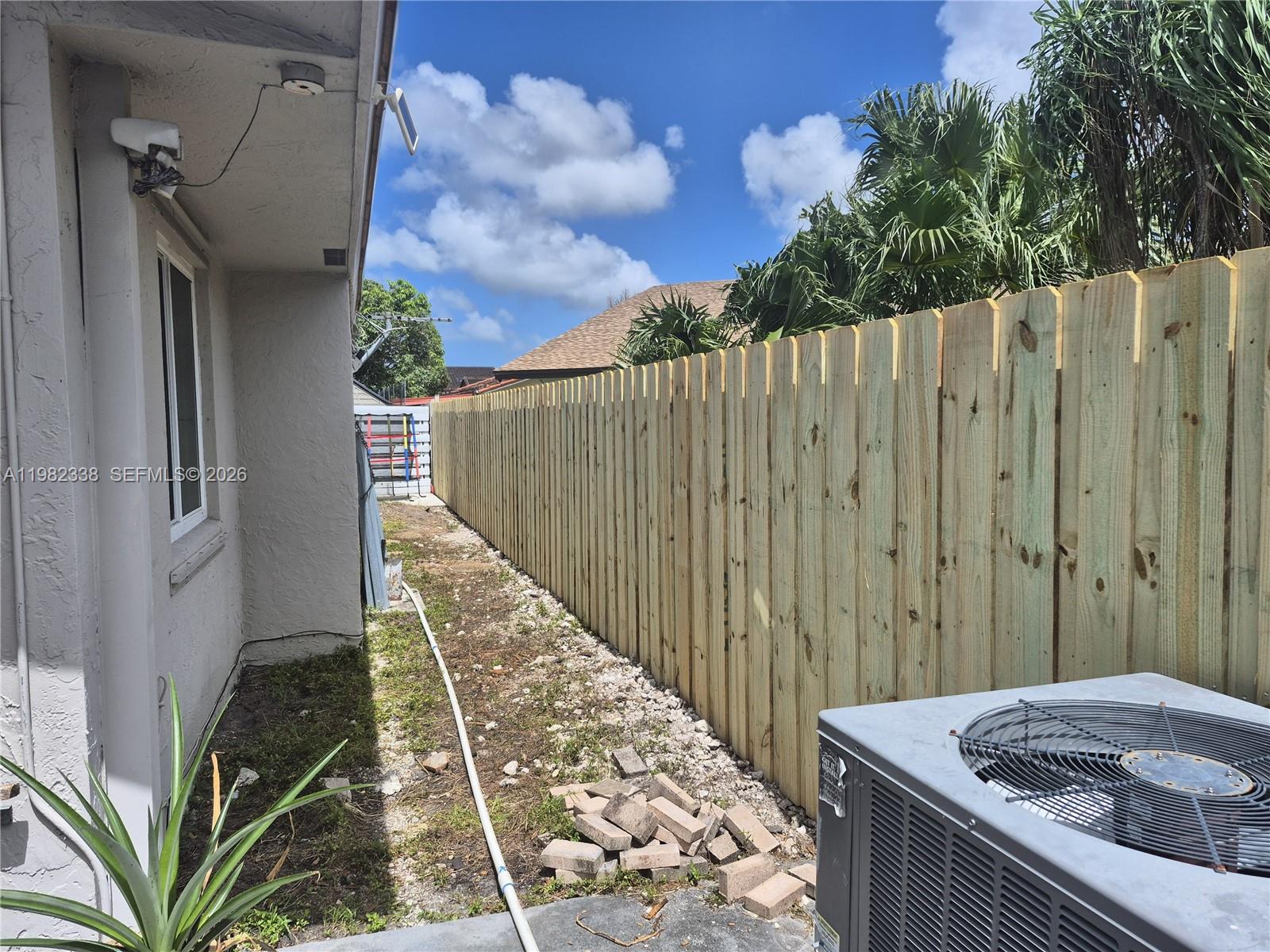 KENDALL KINGDOM - Residential