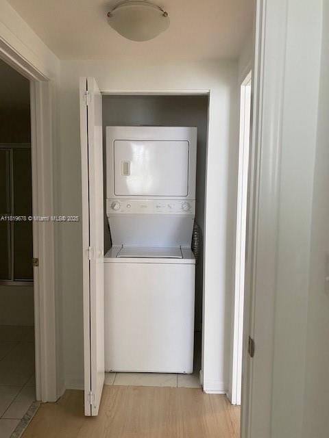 VENTURE AT AVENTURA WEST - Residential