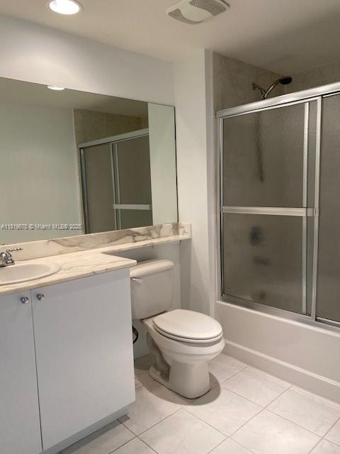 VENTURE AT AVENTURA WEST - Residential