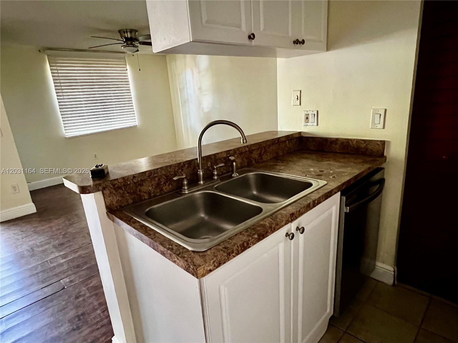 ROYAL POINCIANA CONDO - Residential Lease