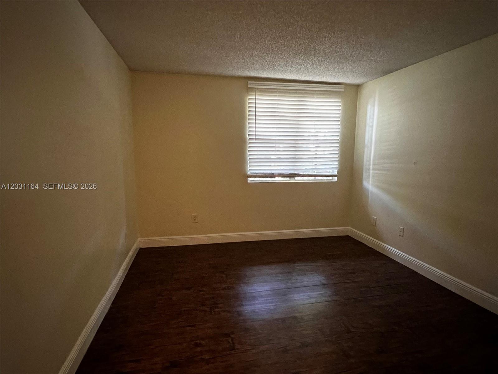 ROYAL POINCIANA CONDO - Residential Lease