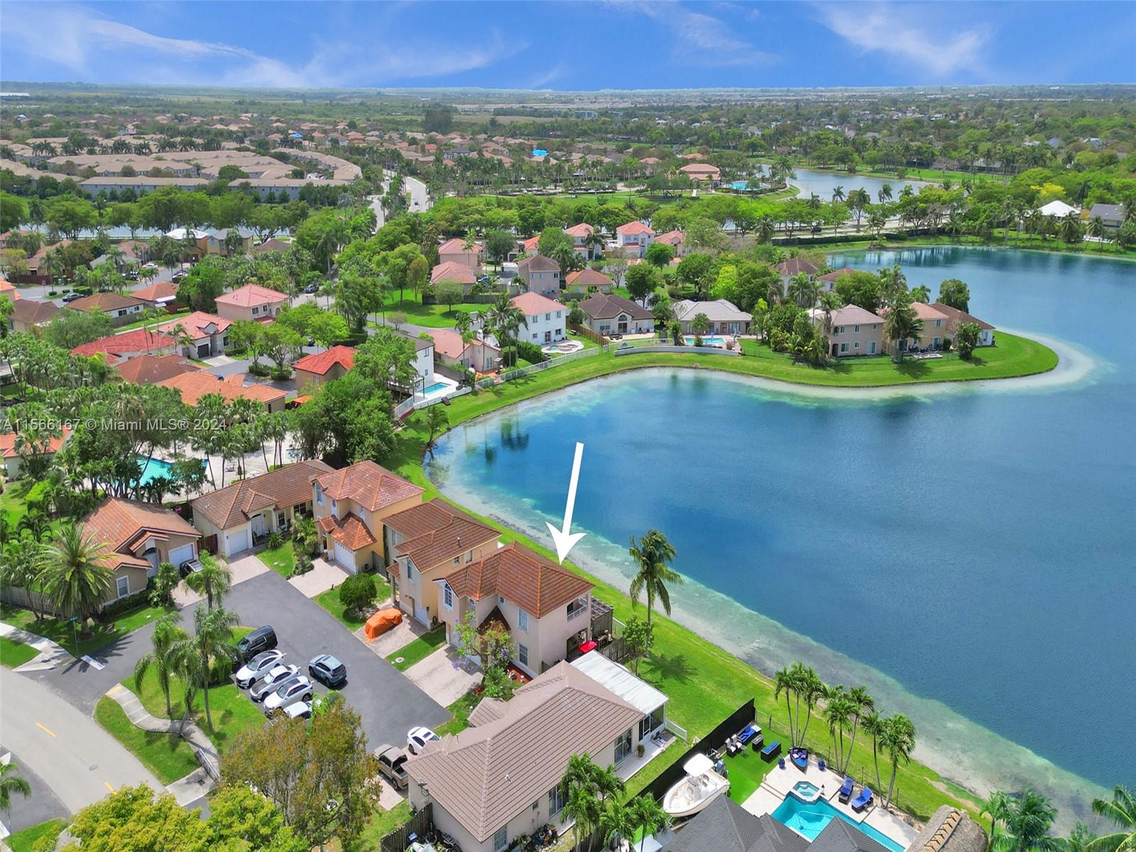 LAKES BY THE BAY SEC 8 - Residential