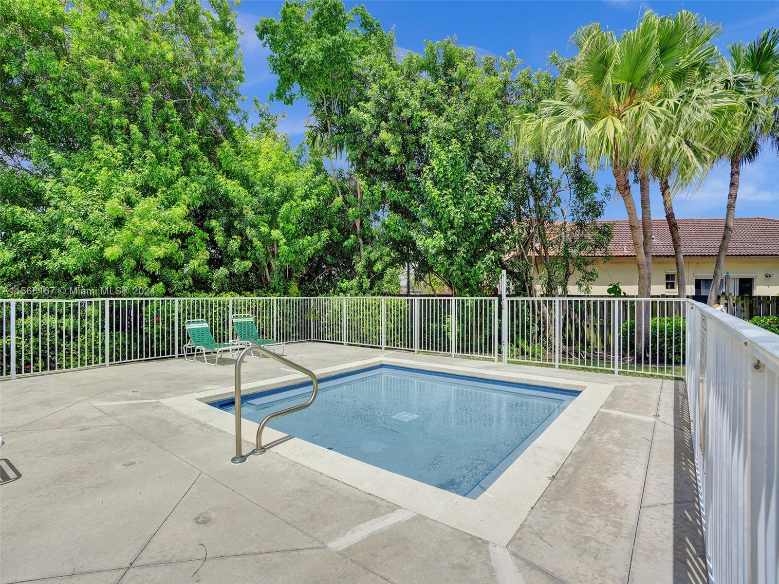 LAKES BY THE BAY SEC 8 - Residential