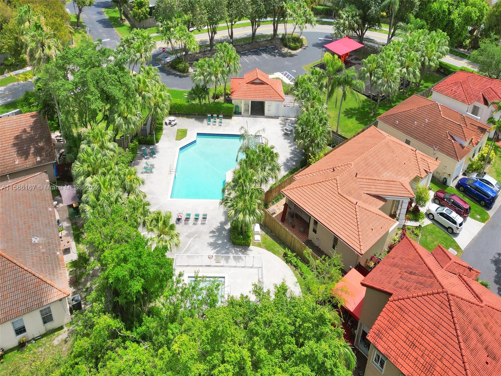 LAKES BY THE BAY SEC 8 - Residential