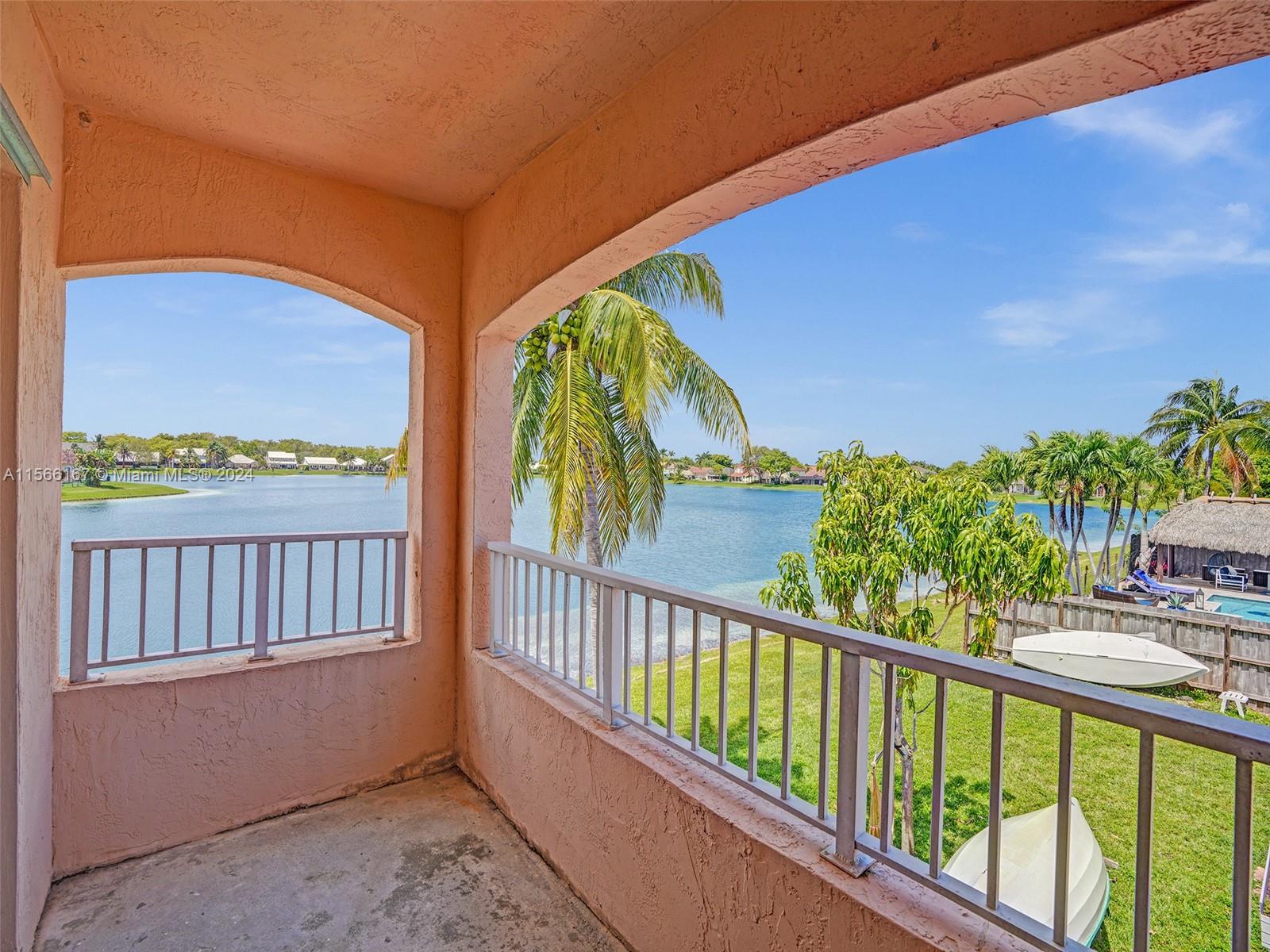 LAKES BY THE BAY SEC 8 - Residential