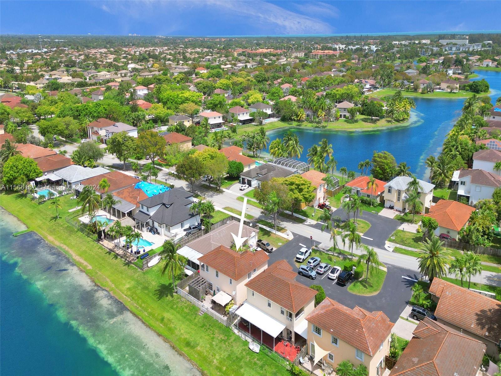 LAKES BY THE BAY SEC 8 - Residential