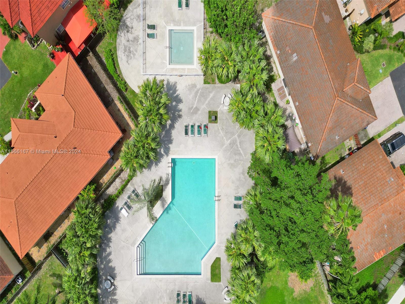 LAKES BY THE BAY SEC 8 - Residential
