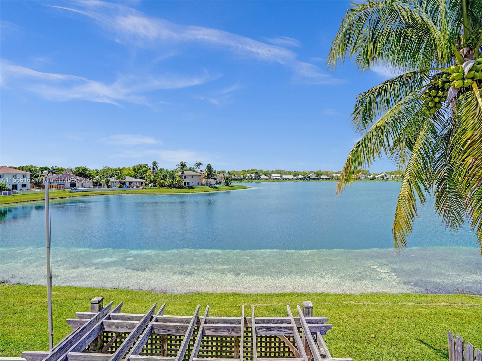 LAKES BY THE BAY SEC 8 - Residential