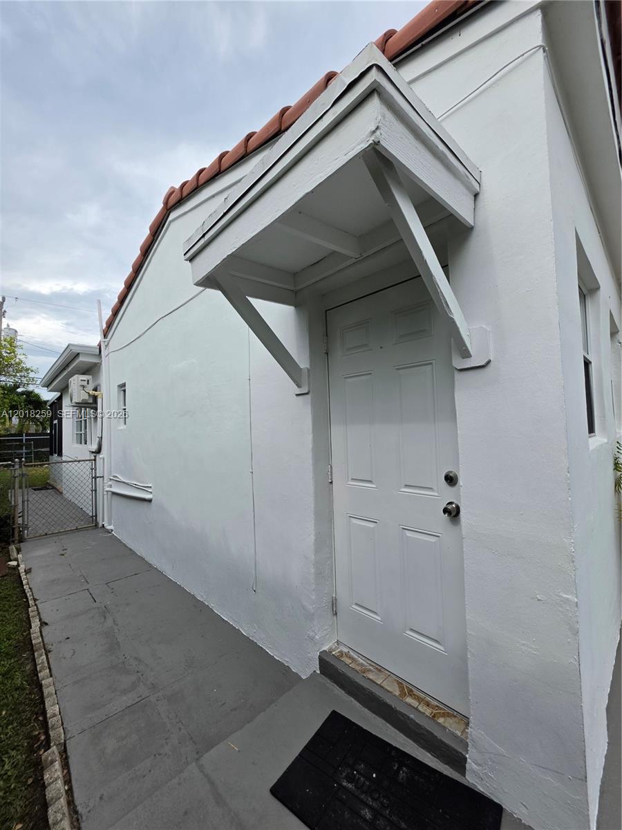 LYNNWOOD - Residential Lease