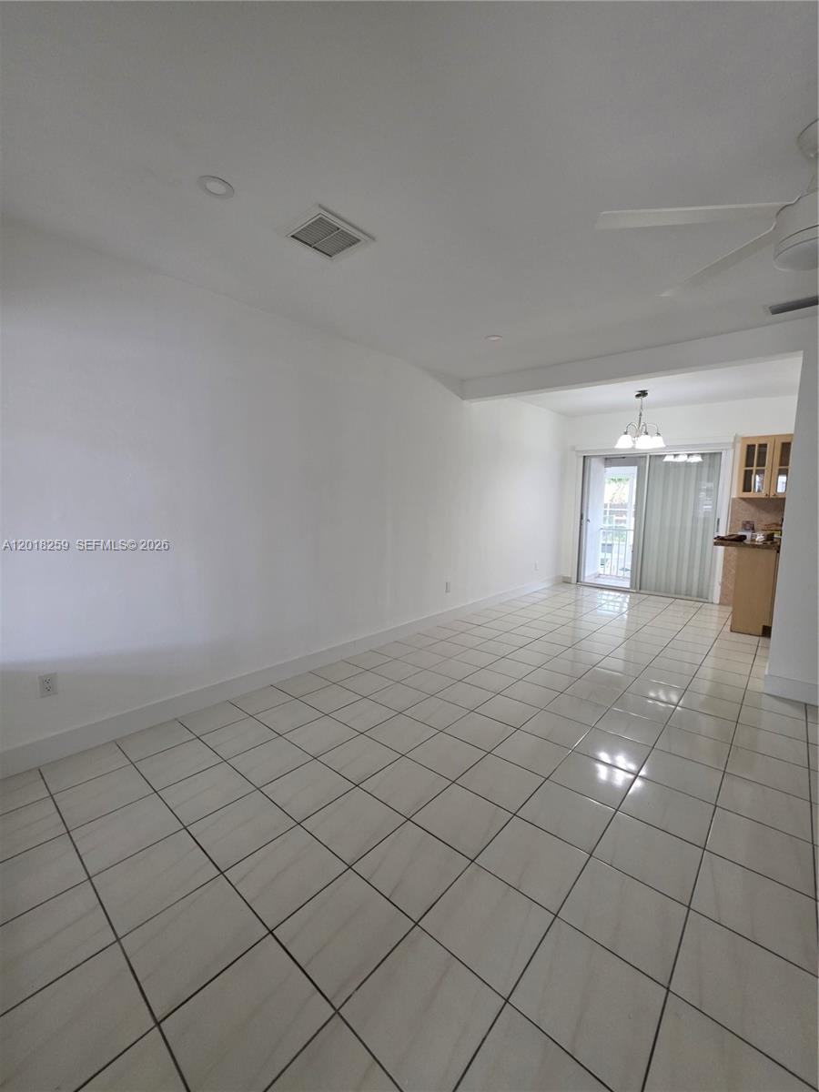 LYNNWOOD - Residential Lease