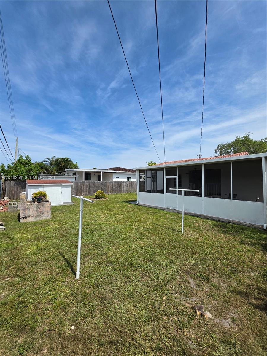 LYNNWOOD - Residential Lease