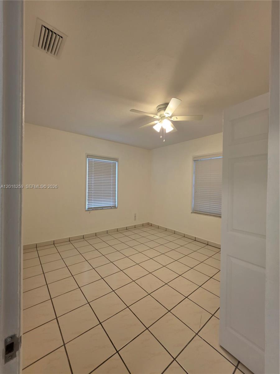 LYNNWOOD - Residential Lease