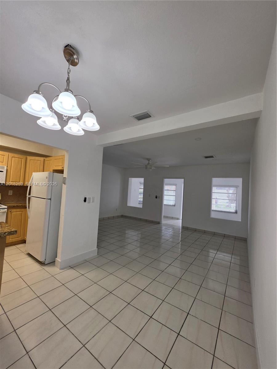LYNNWOOD - Residential Lease