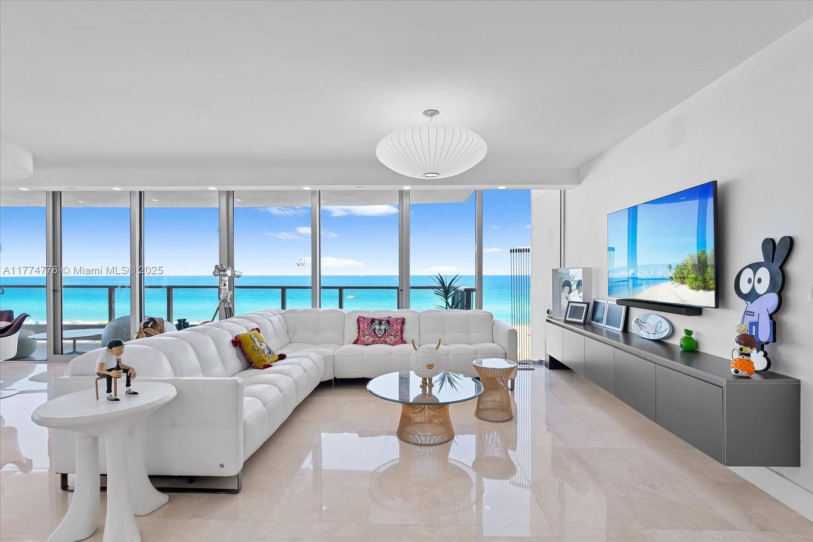 IL VILLAGGIO ON SOUTH BEA - Residential