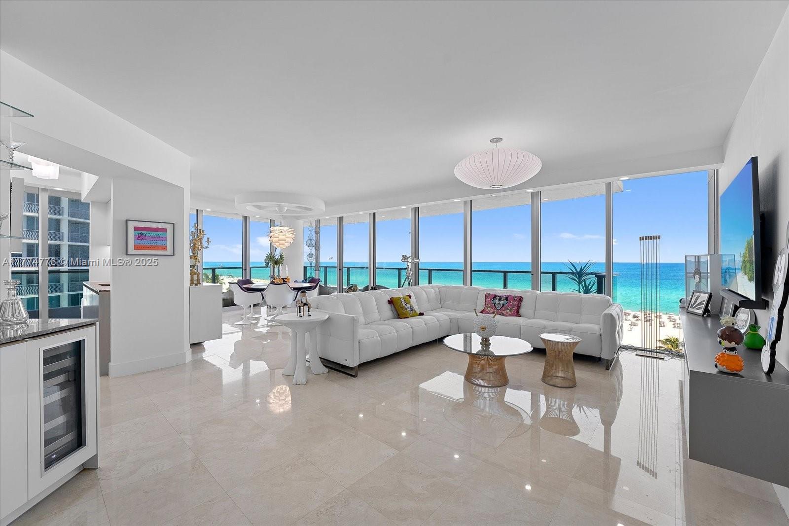 IL VILLAGGIO ON SOUTH BEA - Residential