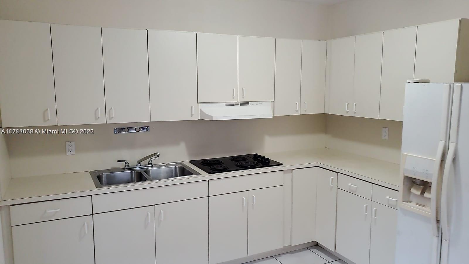 TOWN OF HIALEAH FLA - Residential Lease