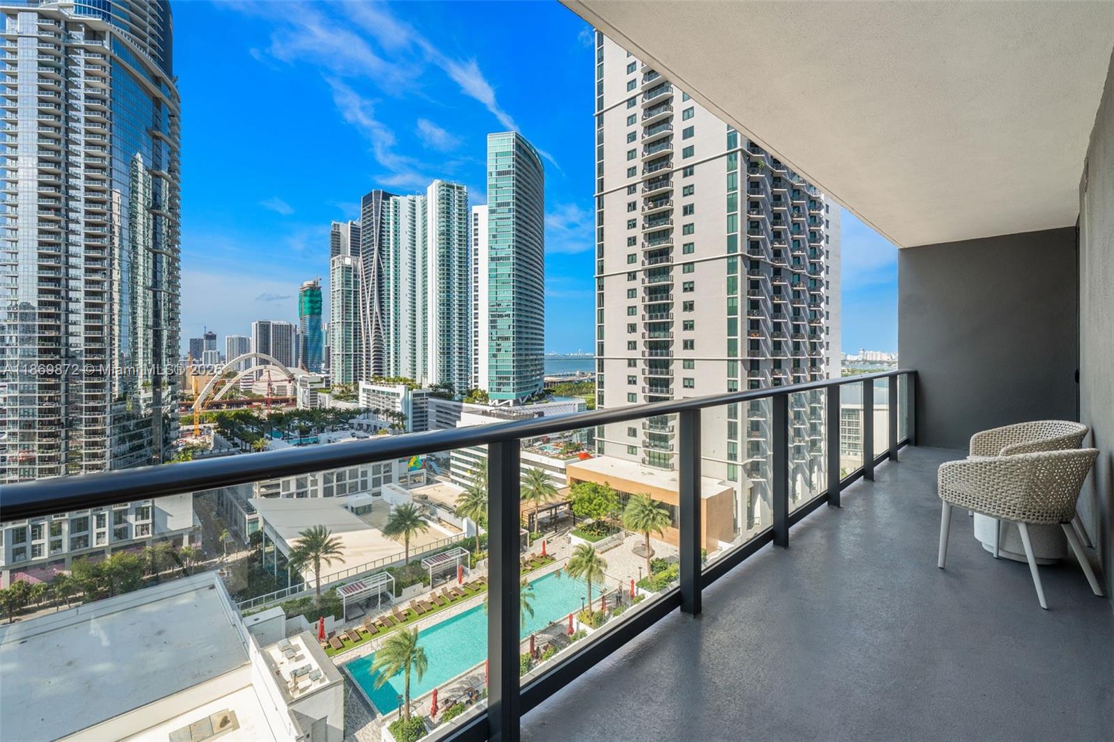 GALE RESIDENCES - Residential