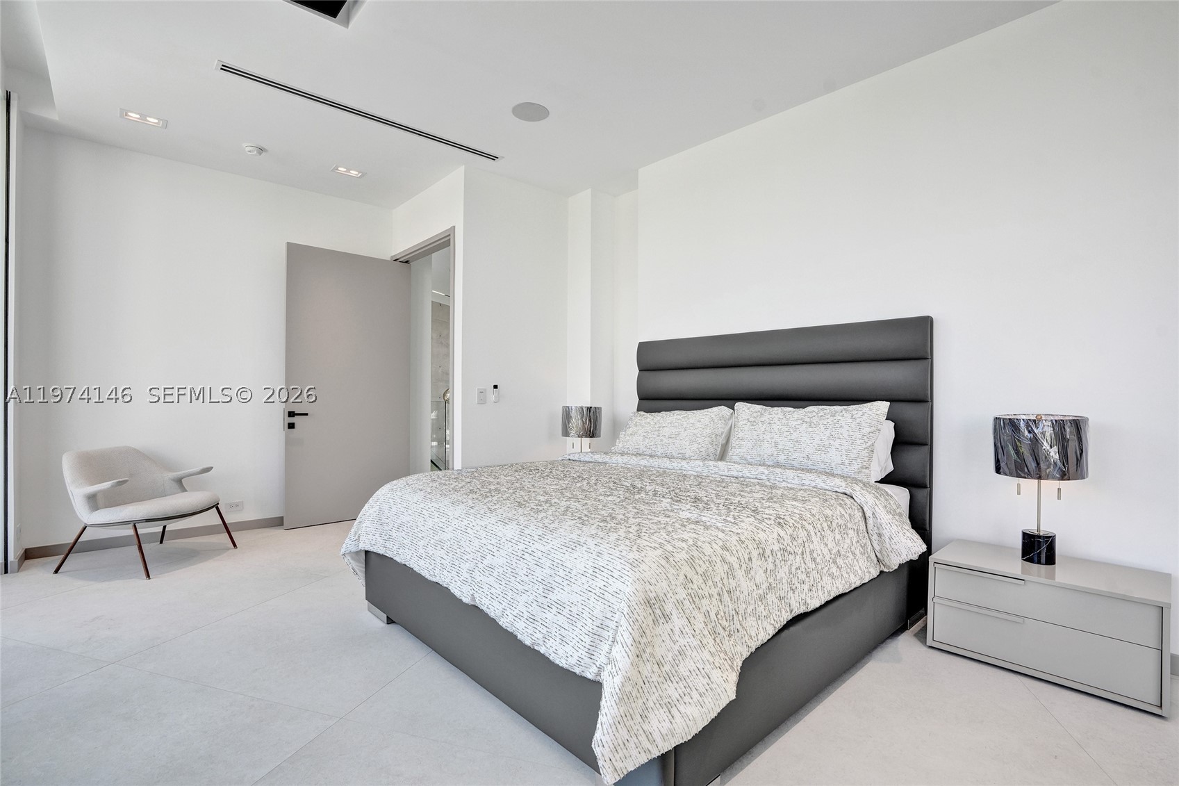 RIVER BAY PARK ADDN - Residential